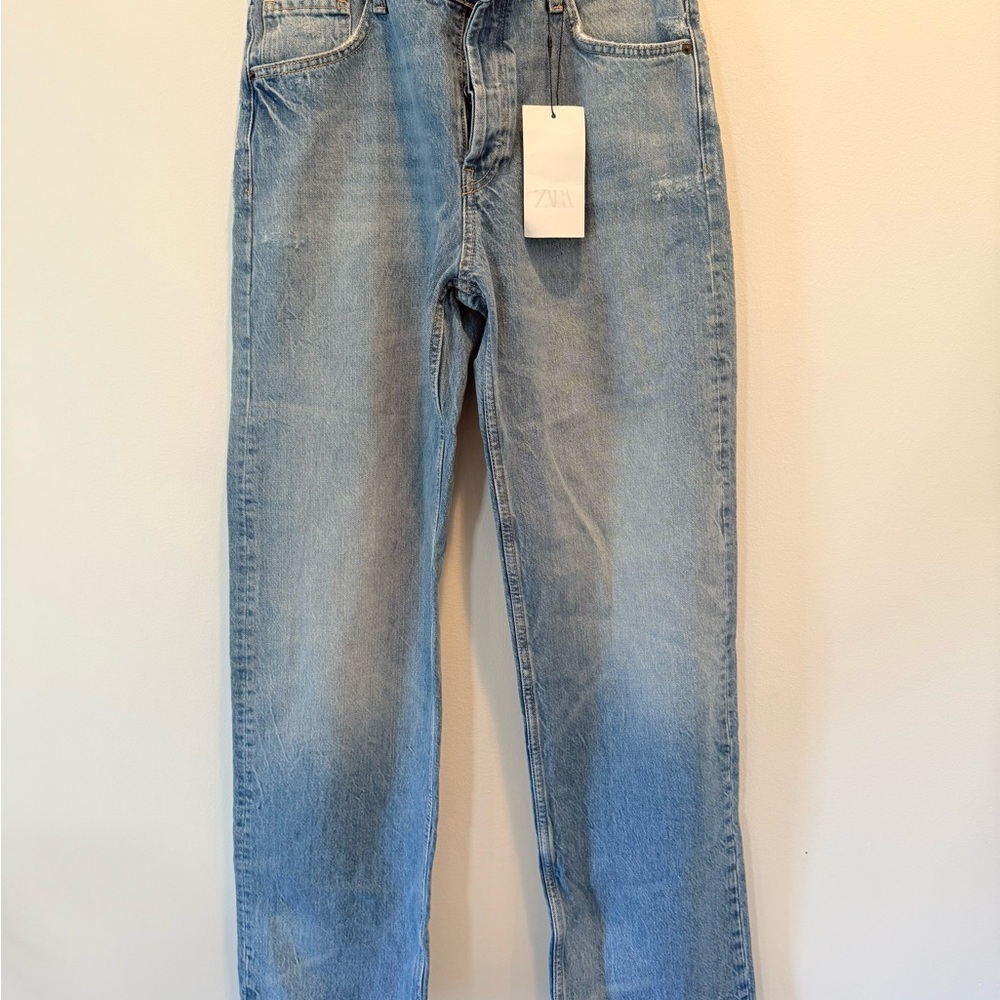 Zara Women’s Denim Relaxed Jeans in Light Blue